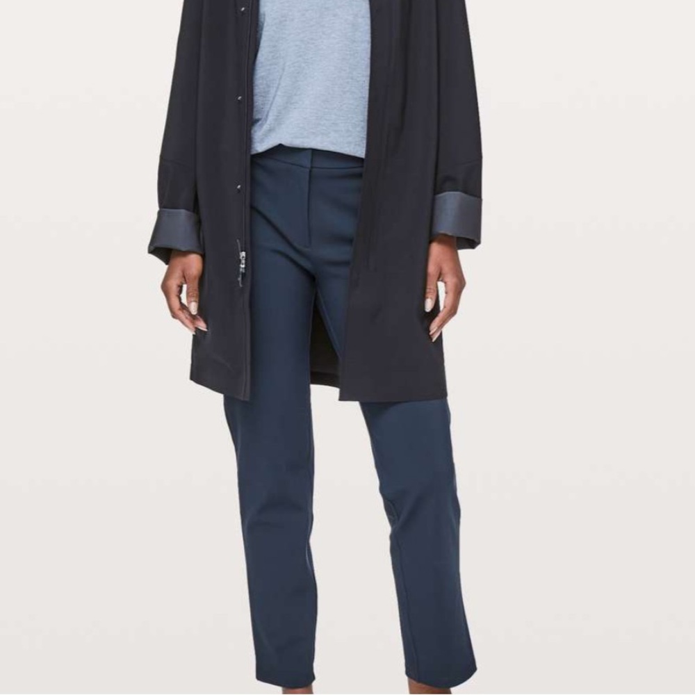 $128 Lululemon On The Move Pant *28" True Navy